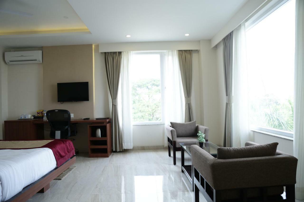 Prism A Boutique Hotel Jorhat Bagian luar foto